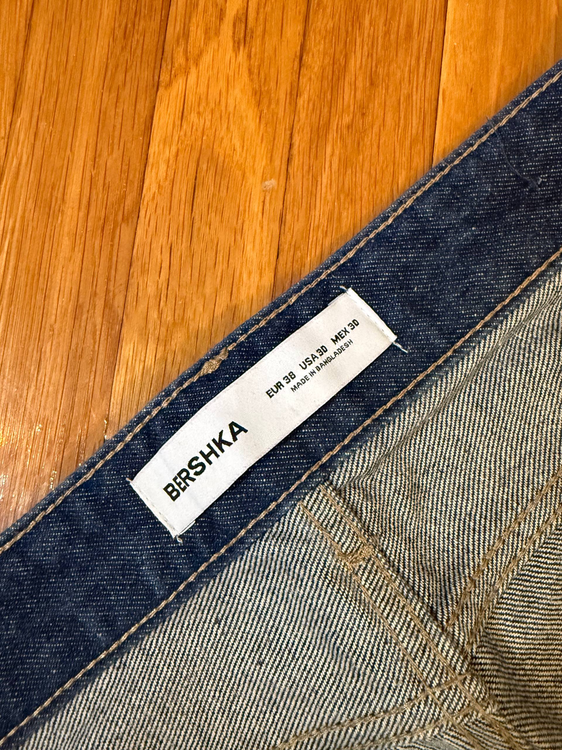 Blue Bershka jeans photo 2
