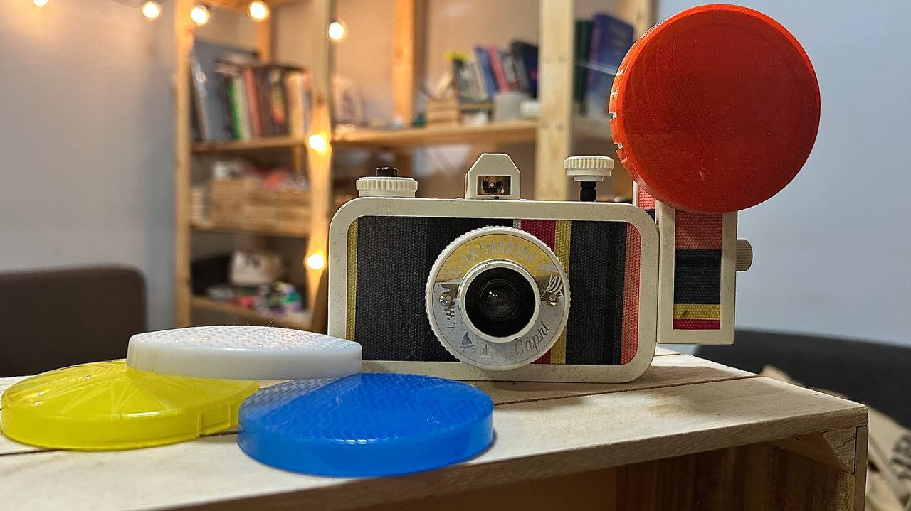 Lomography La Sardina photo 2