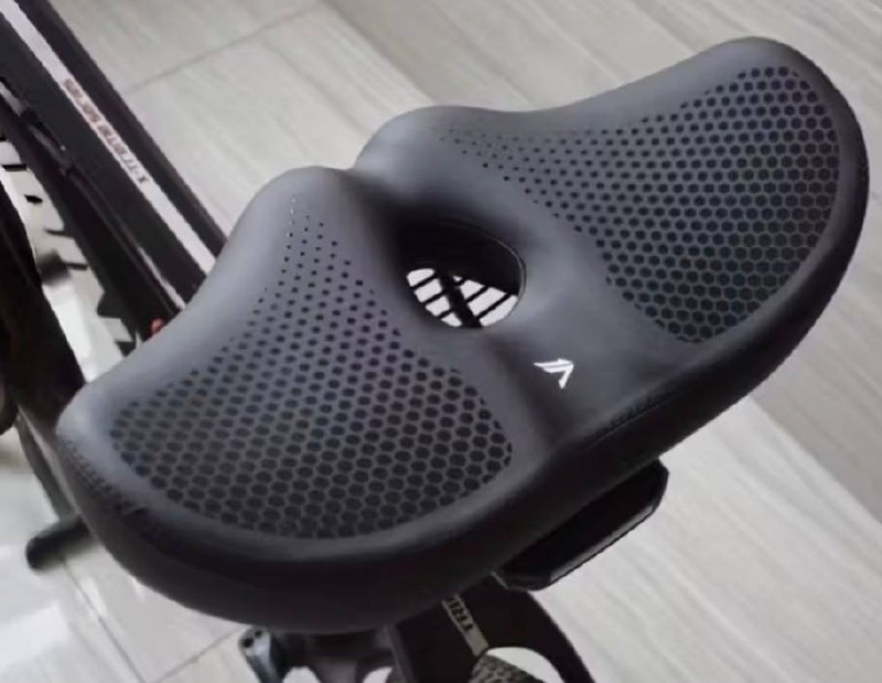 Saddle