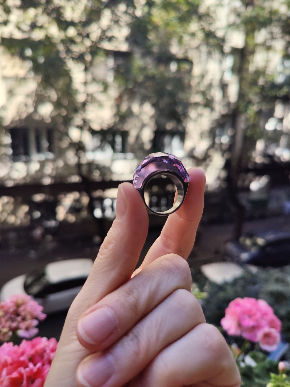 Ring... Or a ringlet?