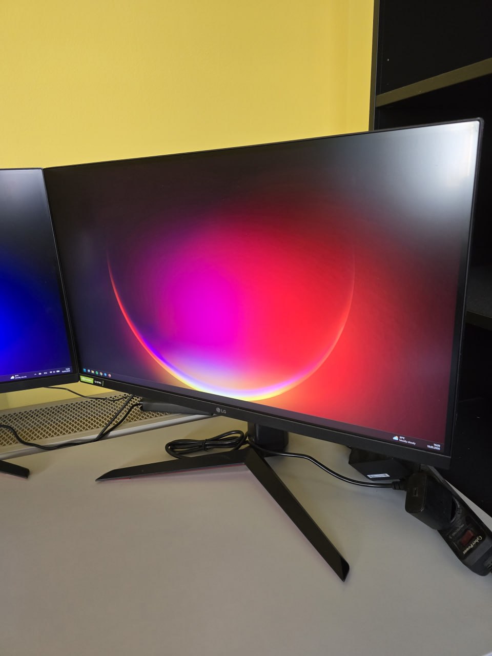 LG 27GP850-B UltraGear Монитори photo 3