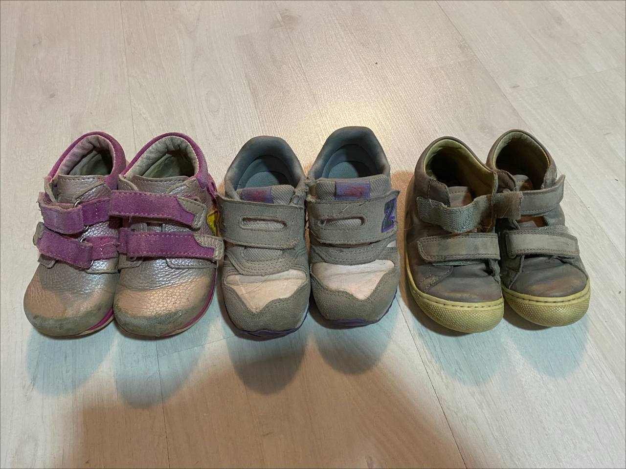 Children's shoes photo 5