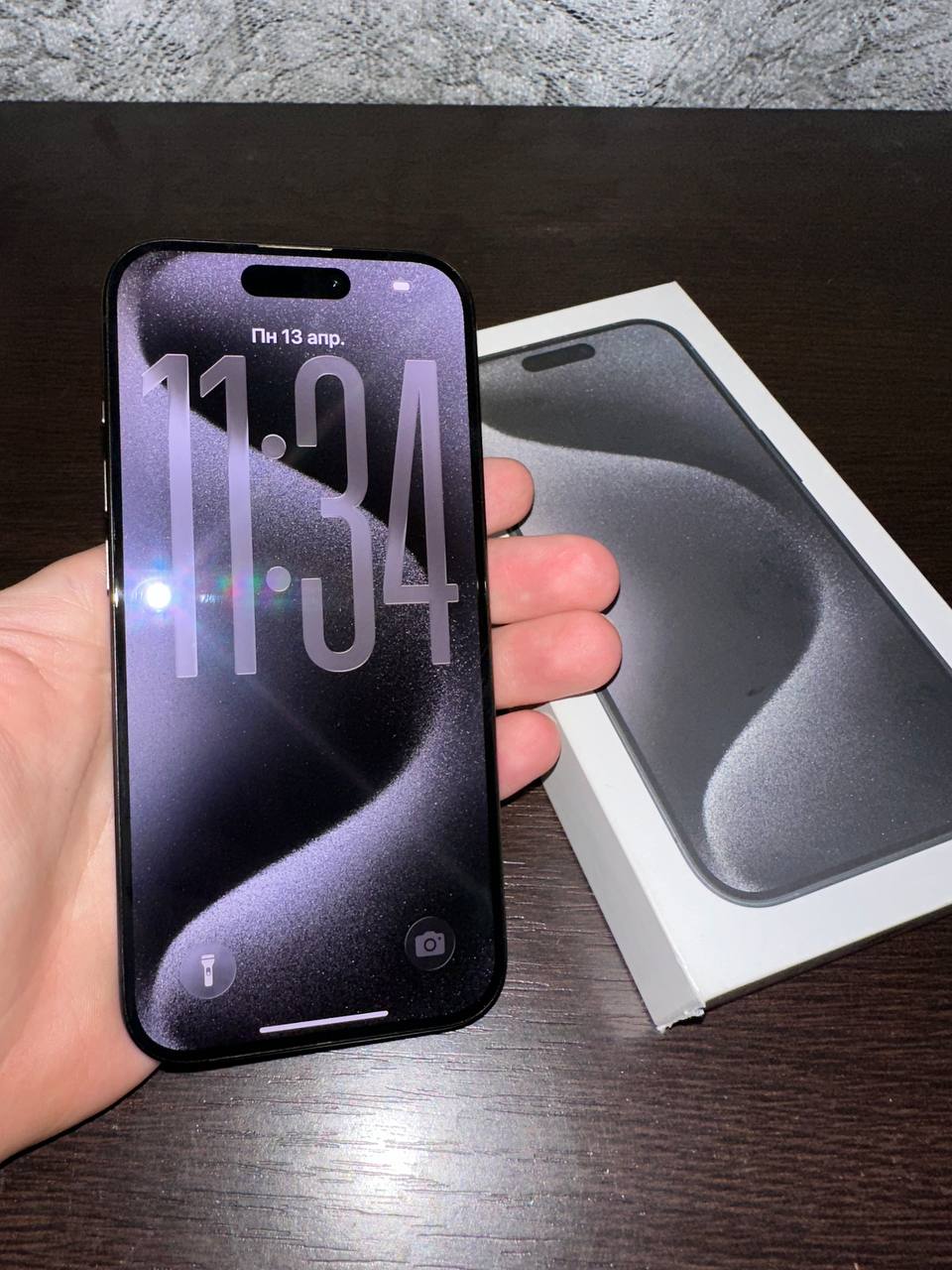 iPhone 15 pro Black Titanium 128 gb