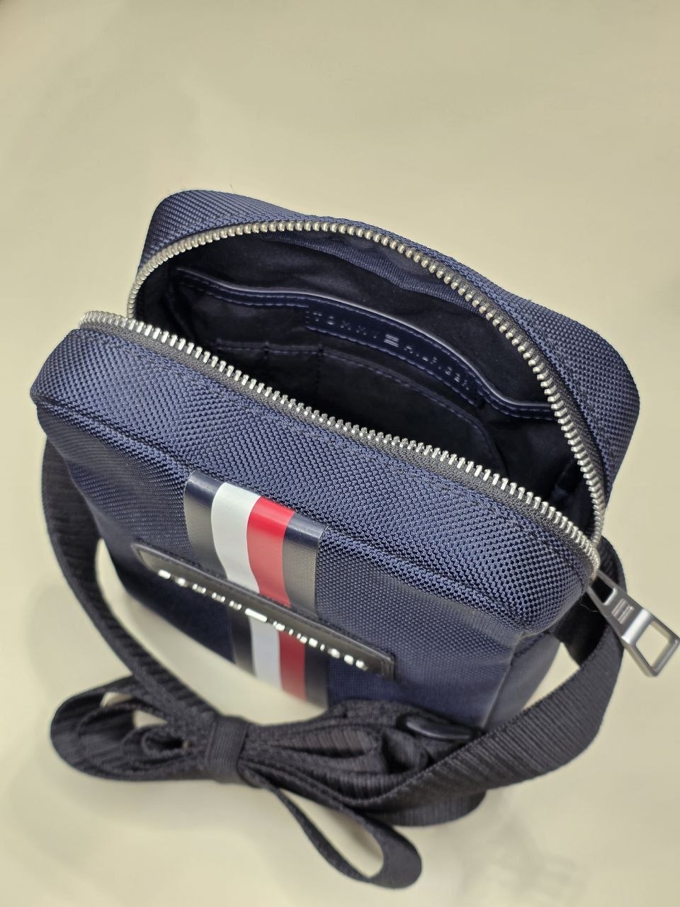 сумка Tommy Hilfiger photo 2