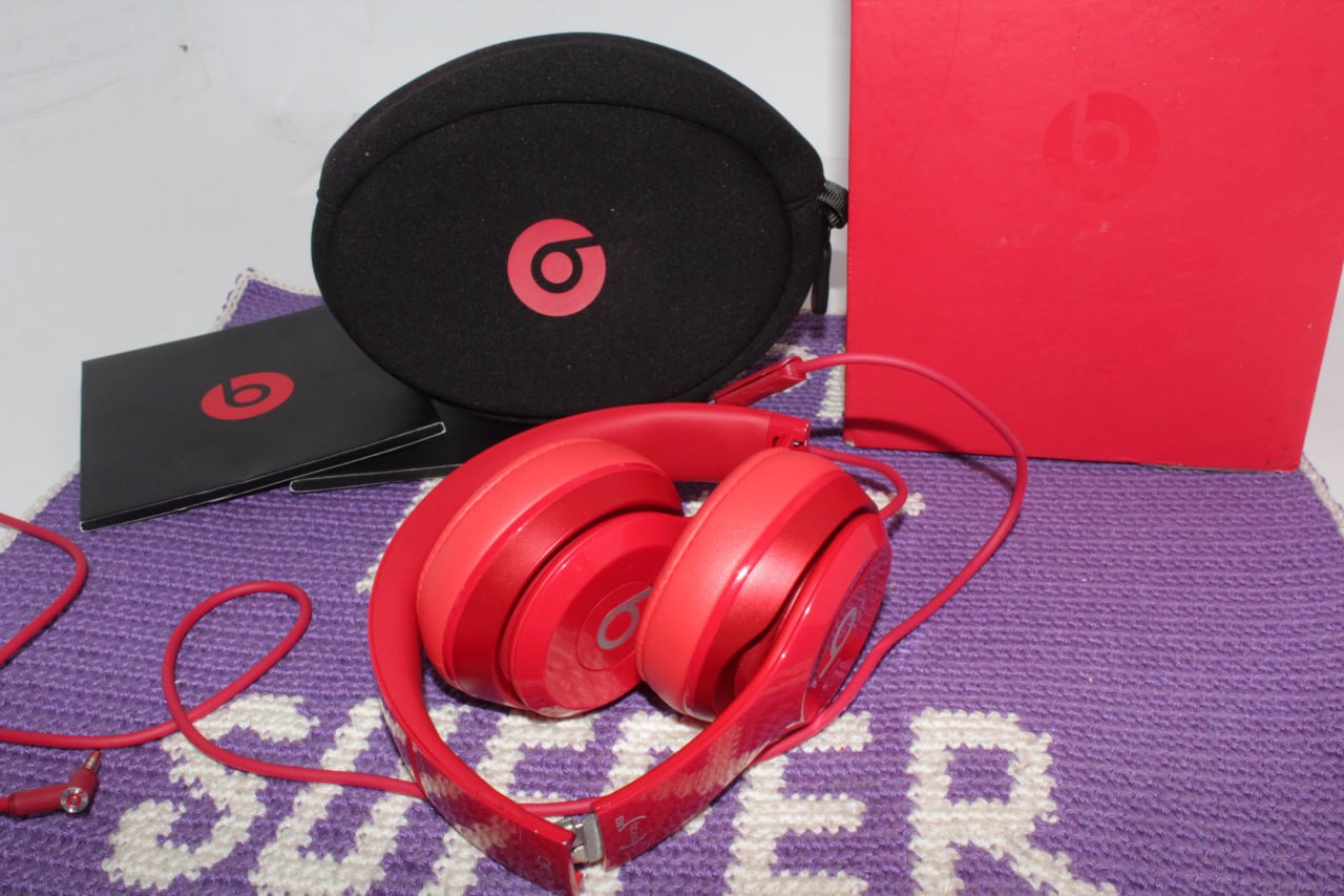Beats Solo 2 photo 2