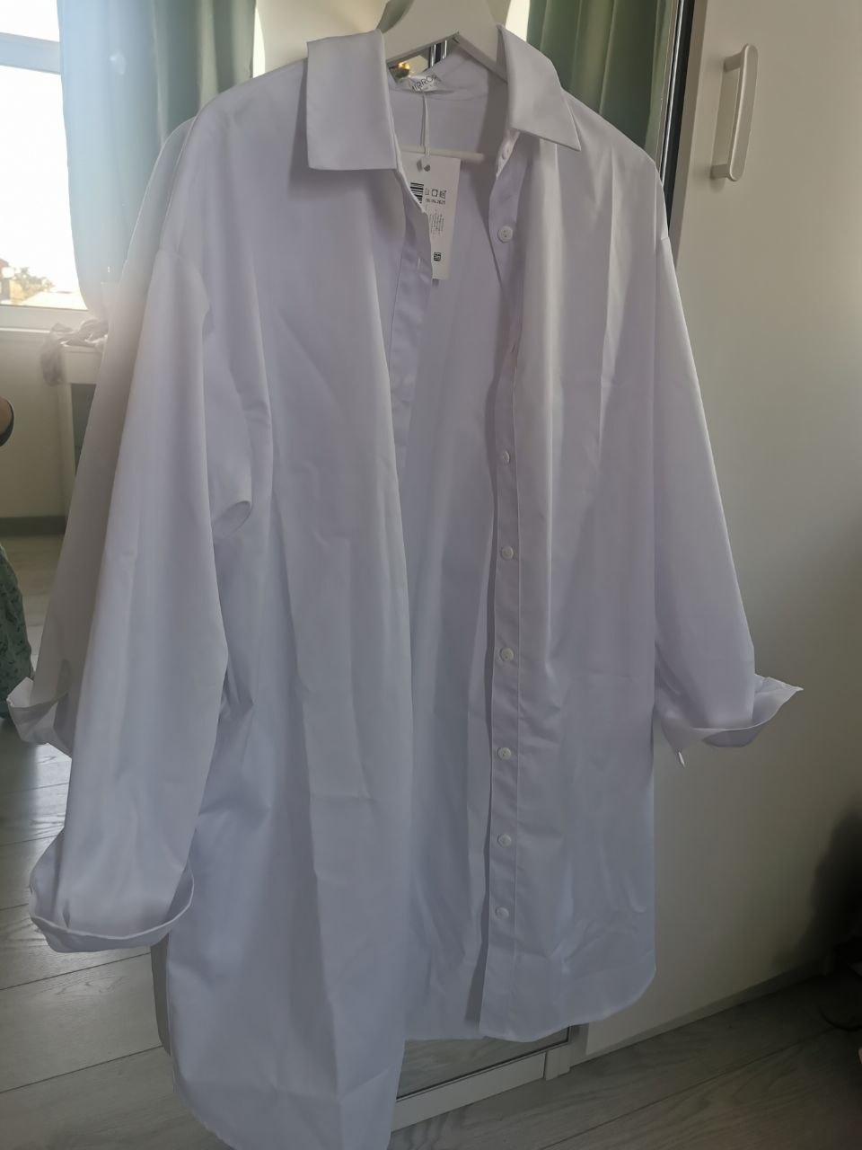 Women's long-sleeved shirt