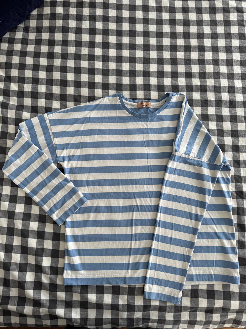 Levi’s Sweatshirt photo 2