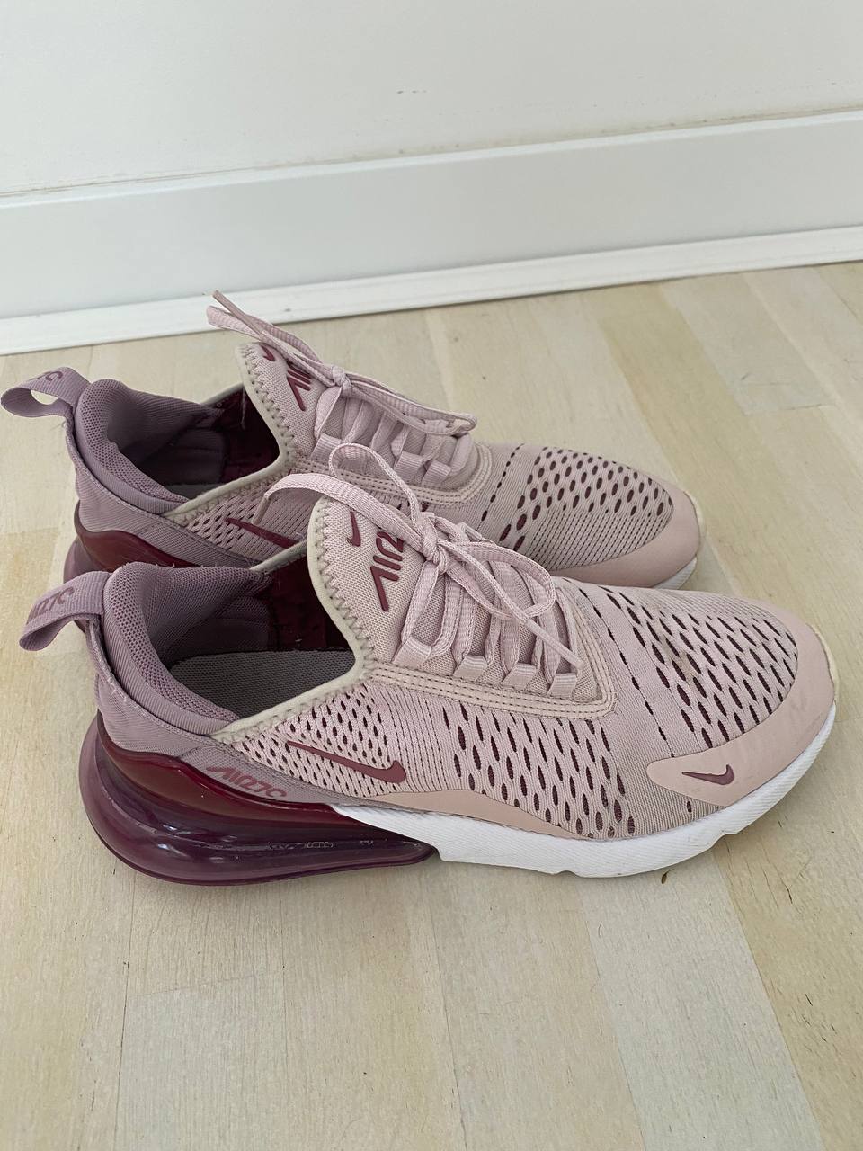 Nike Air Max 270