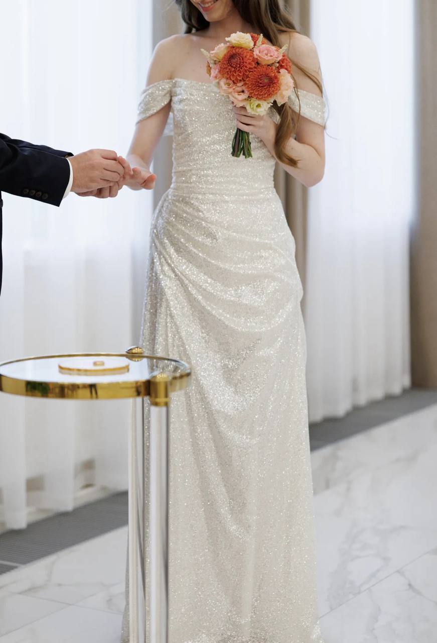 wedding dress