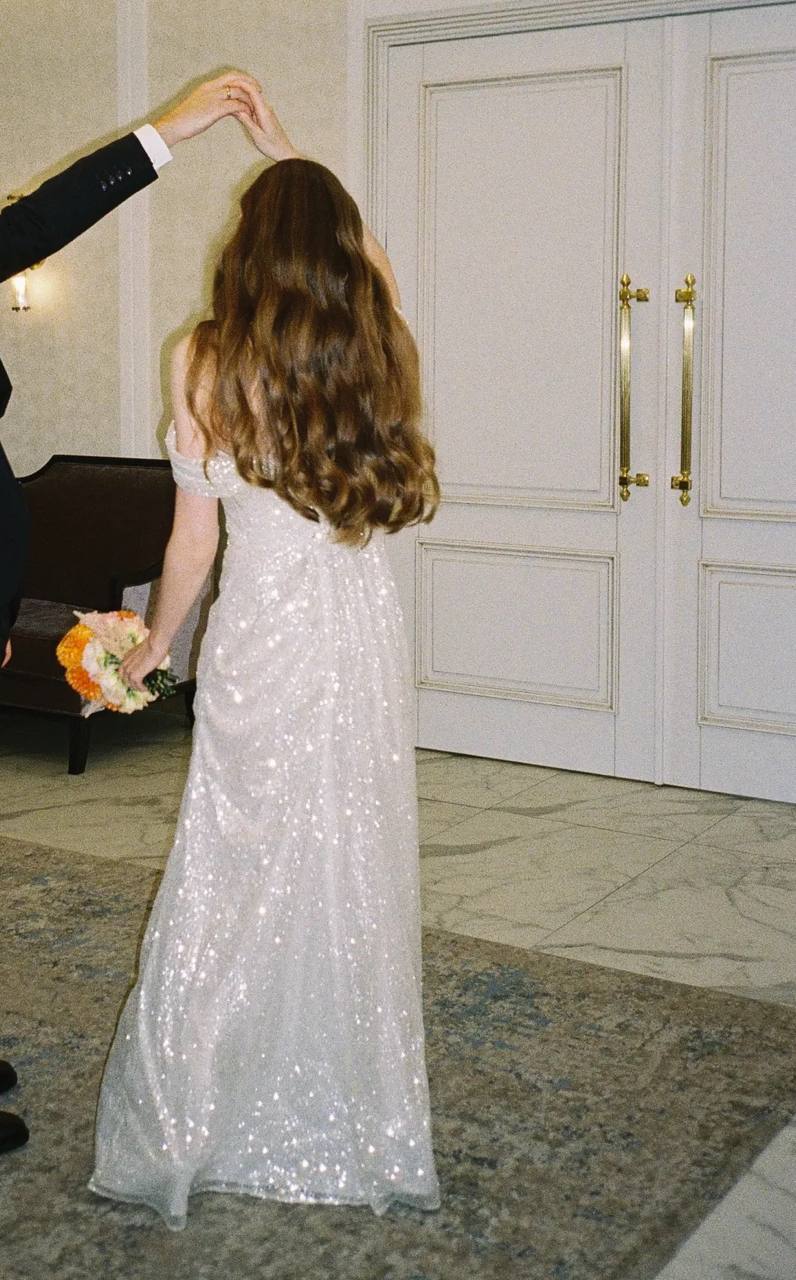wedding dress photo 3