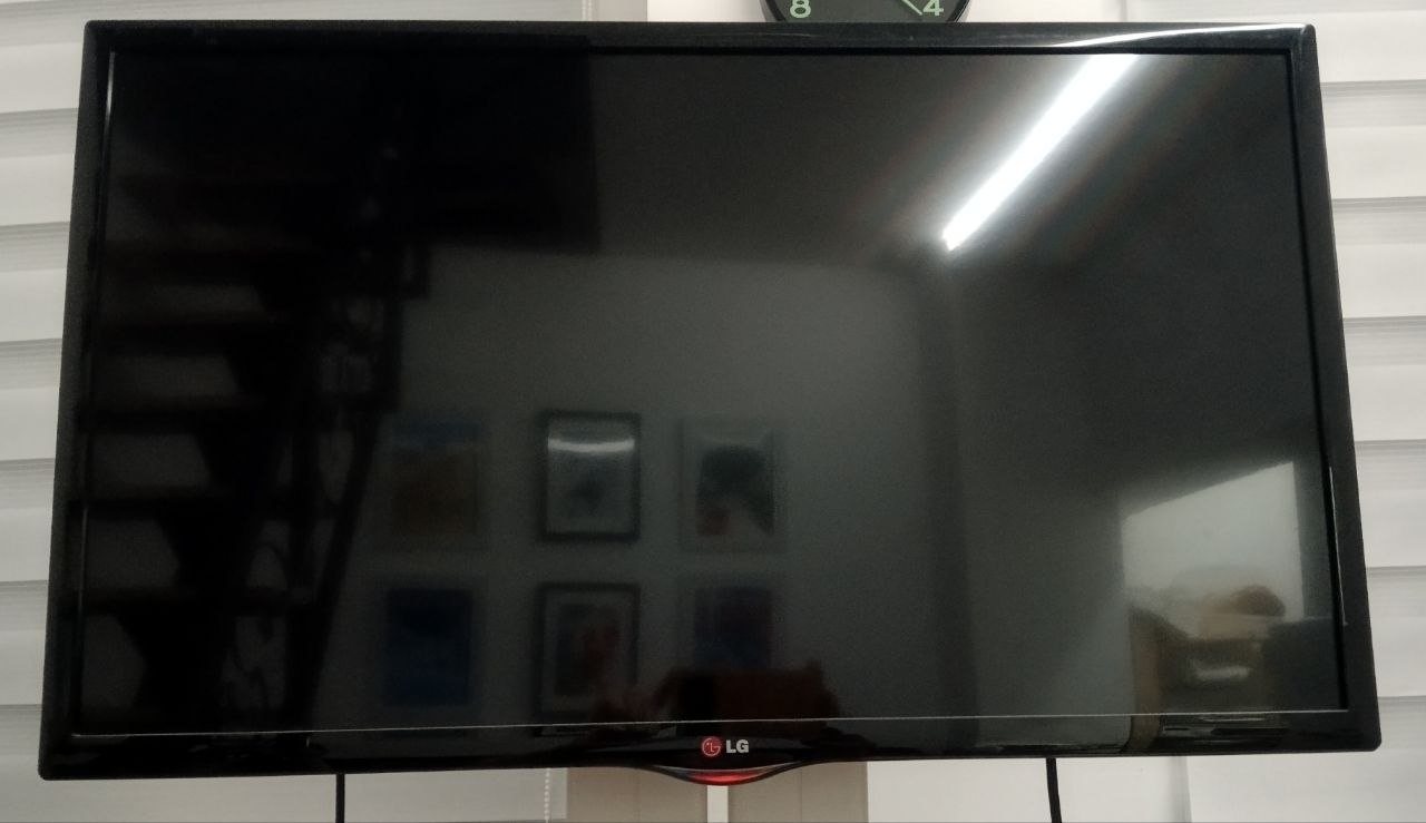 LG televizor photo 2