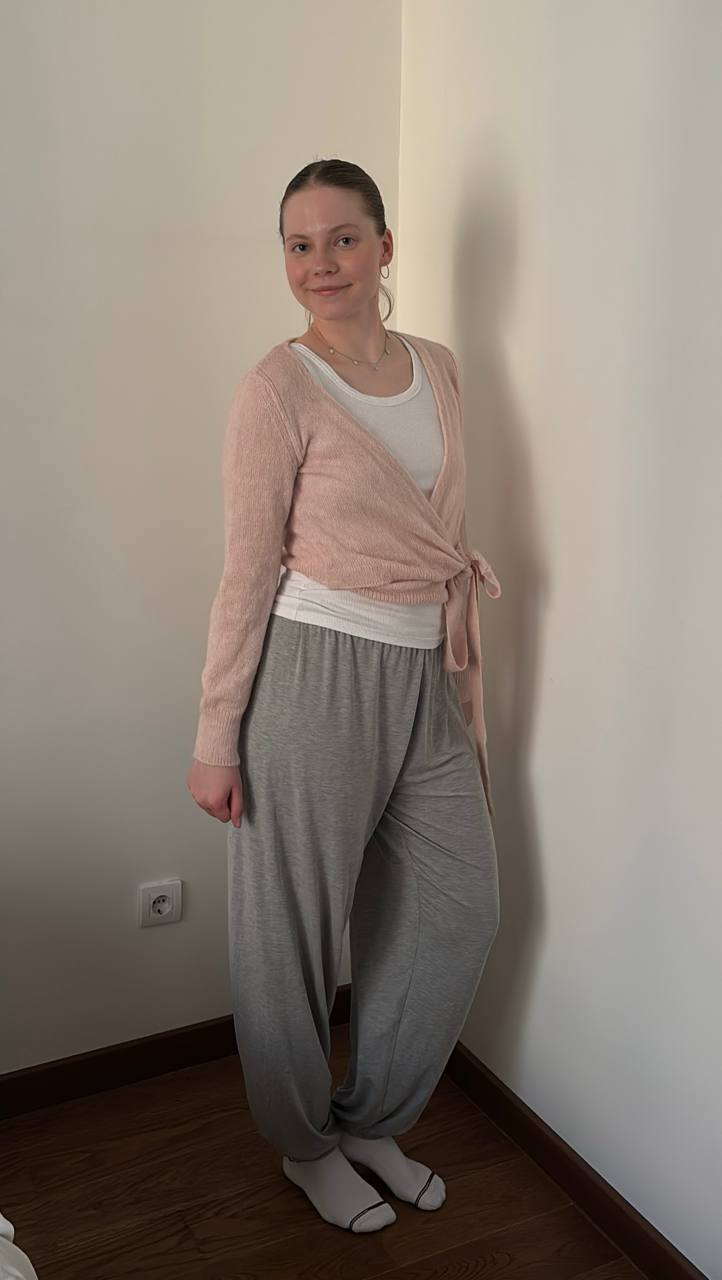 Sweater photo 2