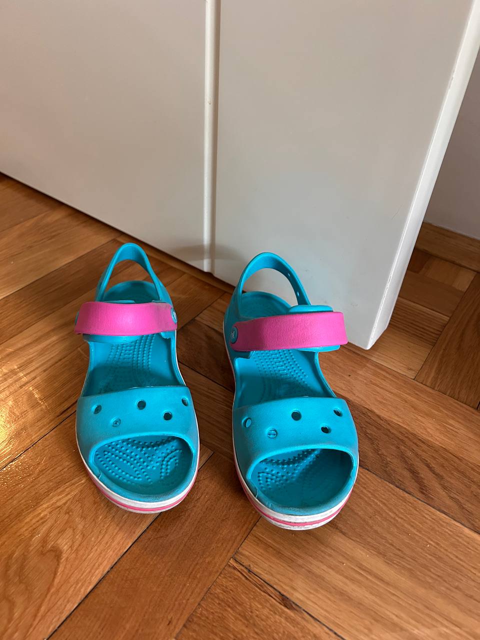 Crocs J2