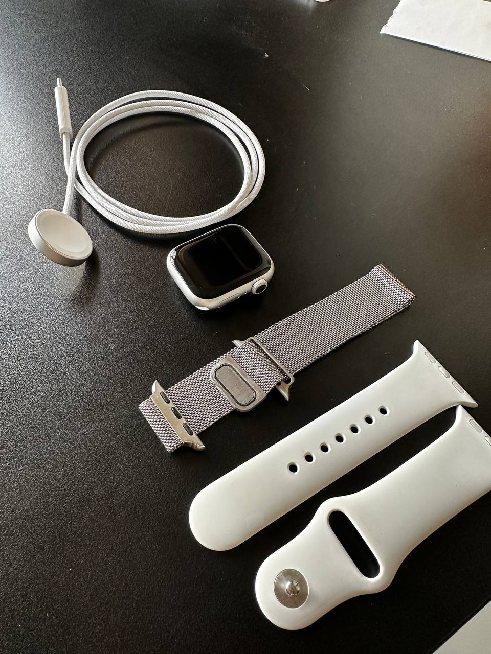 Apple Watch 9 41mm Srebrni