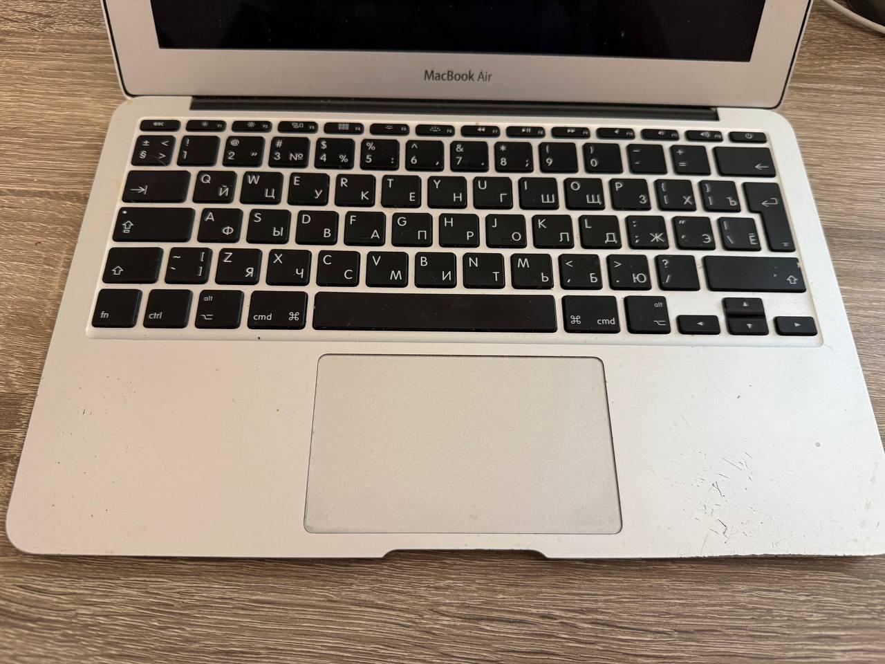 MacBook Air 11 инча (Рани 2015) photo 6