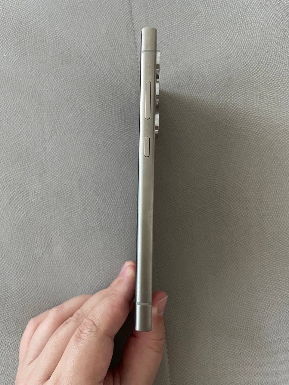 Samsung Galaxy S24 Ultra 256GB photo 3
