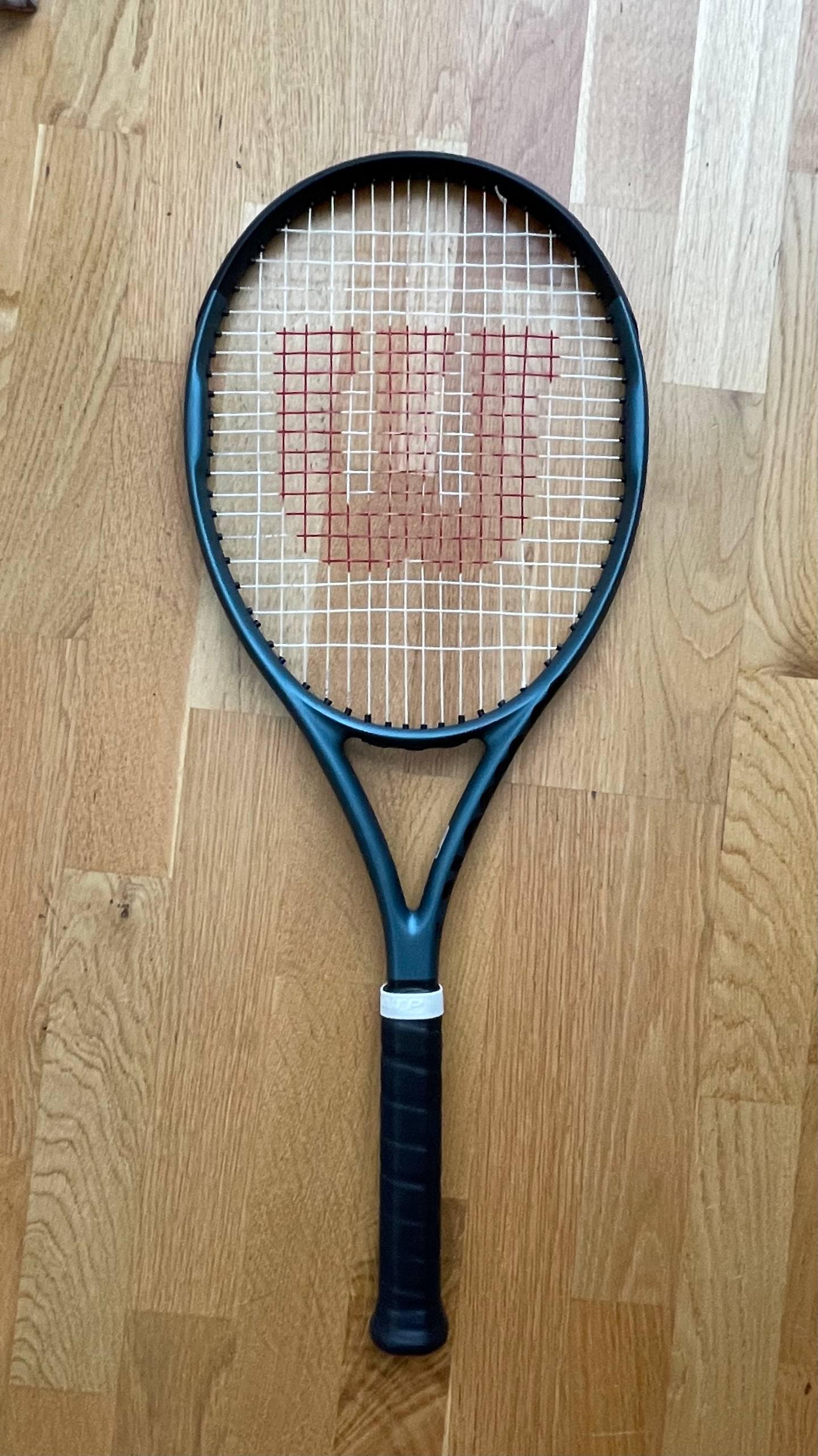 Wilson Ultra Team V4 Teniski reket