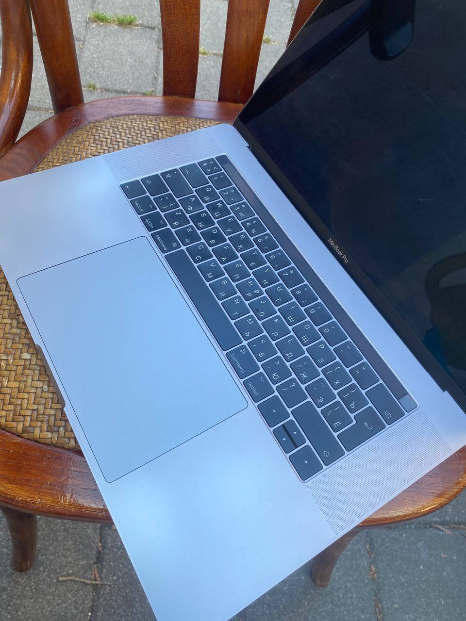 MacBook Pro 15" photo 3