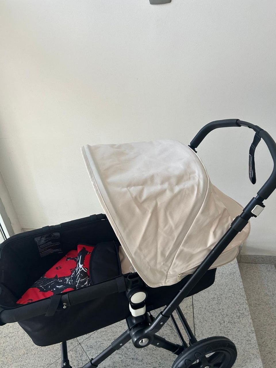 Šetacica Bugaboo i automobilska seda Maxi Cosi Pebble perlica photo 8