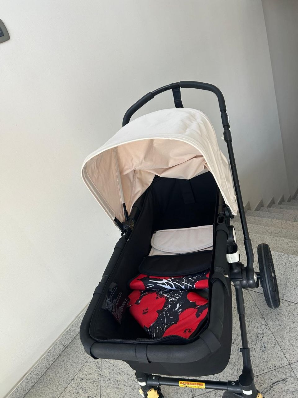 Šetacica Bugaboo i automobilska seda Maxi Cosi Pebble perlica photo 10