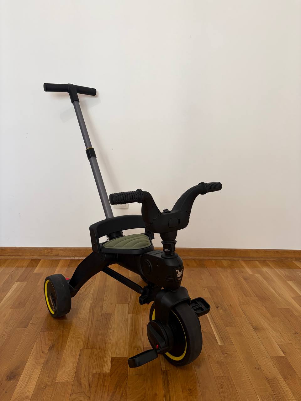 Children's three-wheeled transformer bicycle photo 2