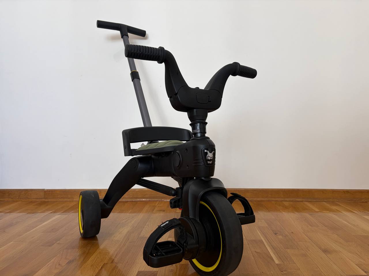 Children's three-wheeled transformer bicycle photo 3