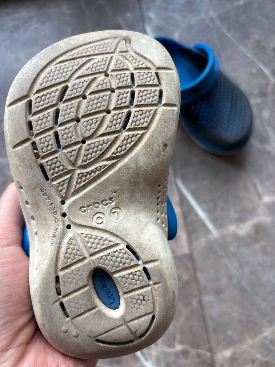 Crocs photo 2
