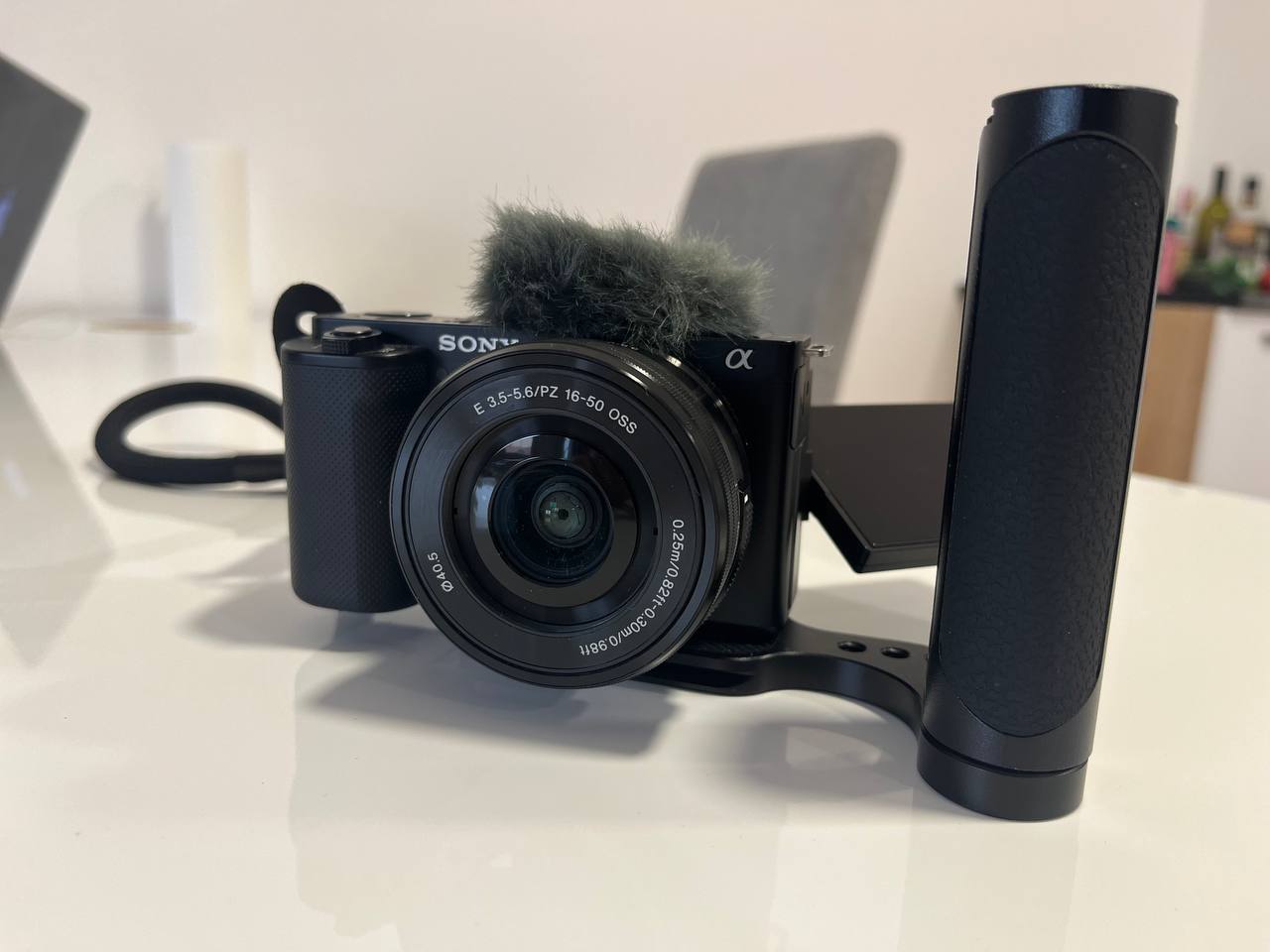 Sony ZV-E 10