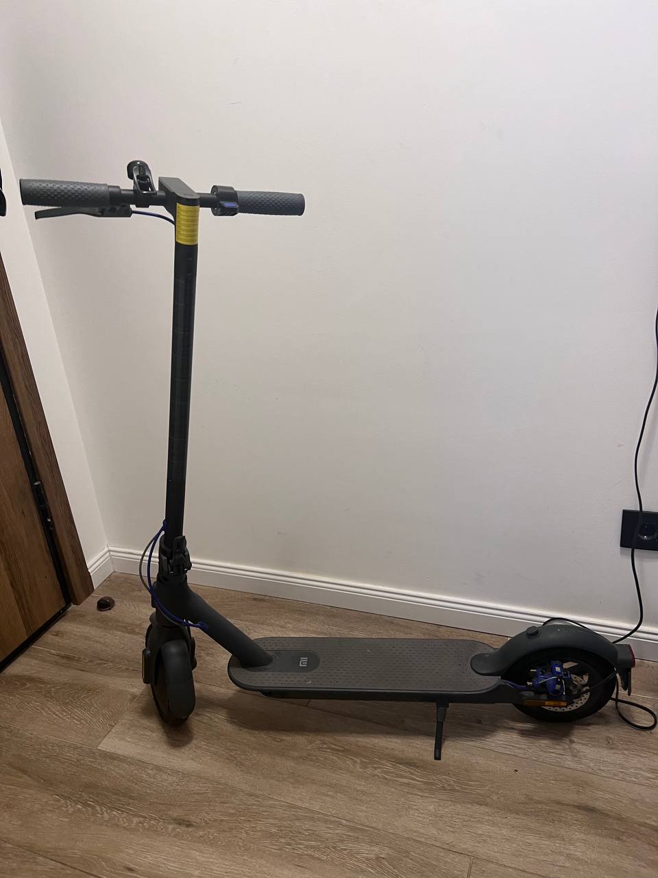 Электросамокат Mi Electric Scooter 3 + замок Xiaomi kabl photo 3