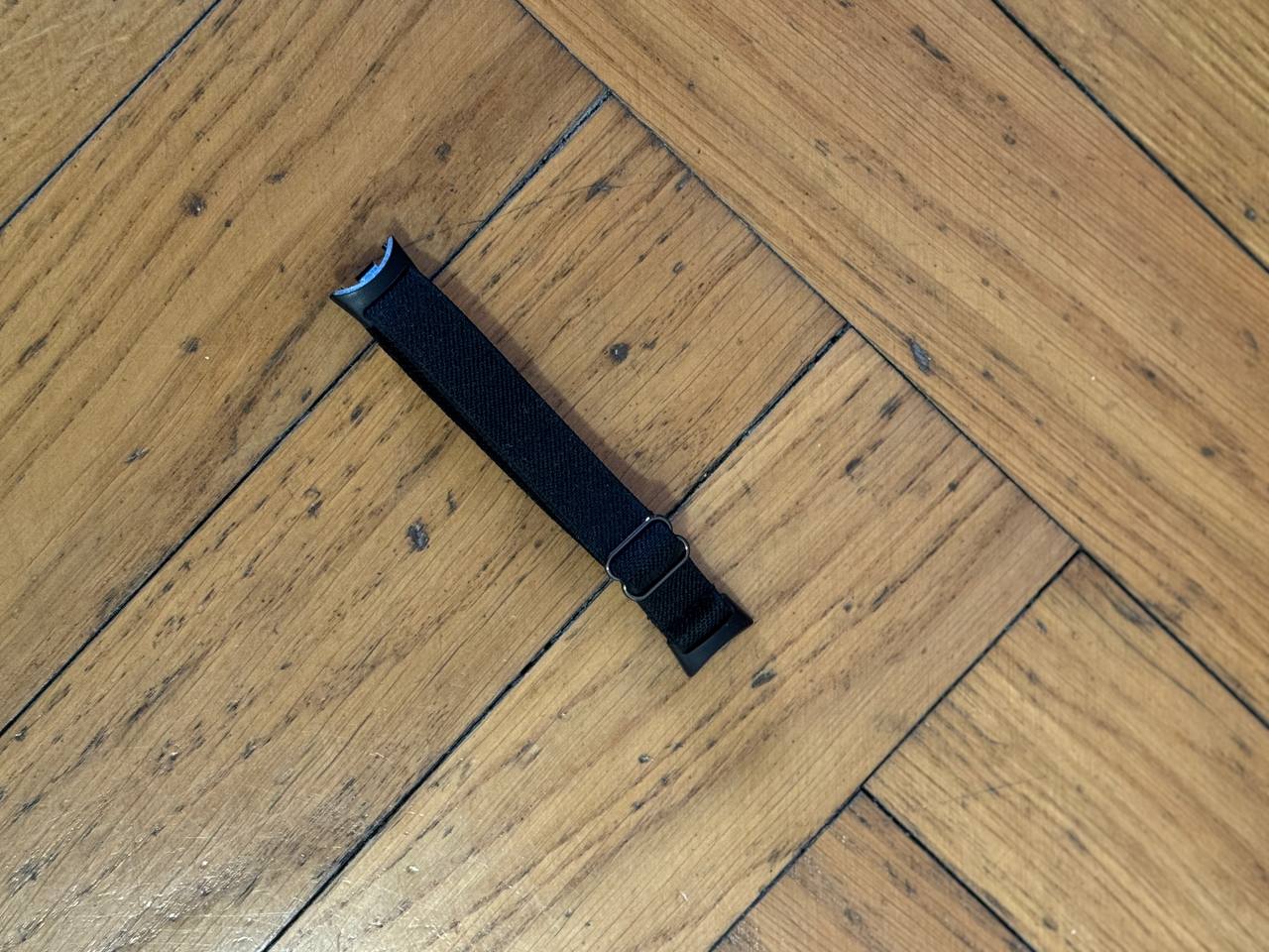 Uzačivanje i ovratnica za male pseće rase, Odela za pseće rase, Remen za Mi Band 8, Poliakrilamid, Kožni poštići za iPhone 15 Pro photo 3