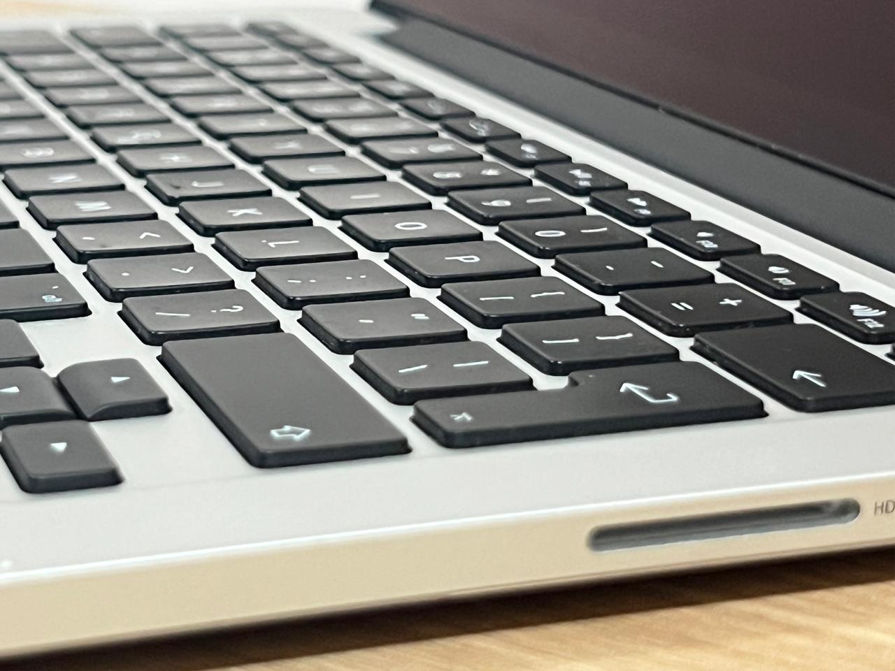 Apple MacBook Pro photo 4