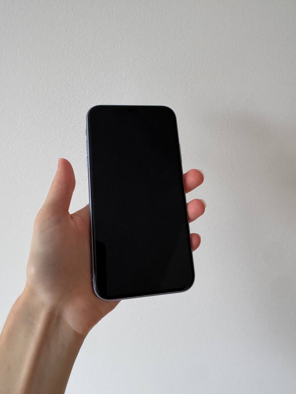 iPhone 11 photo 2