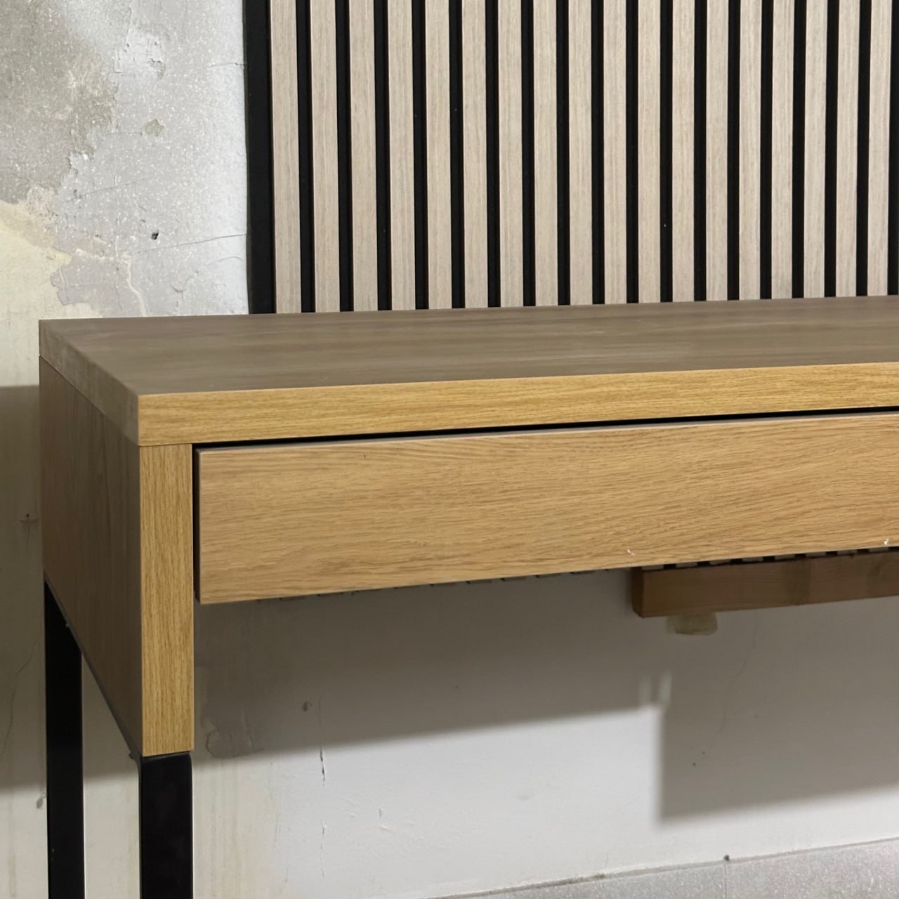 Ikea MICKE table photo 3