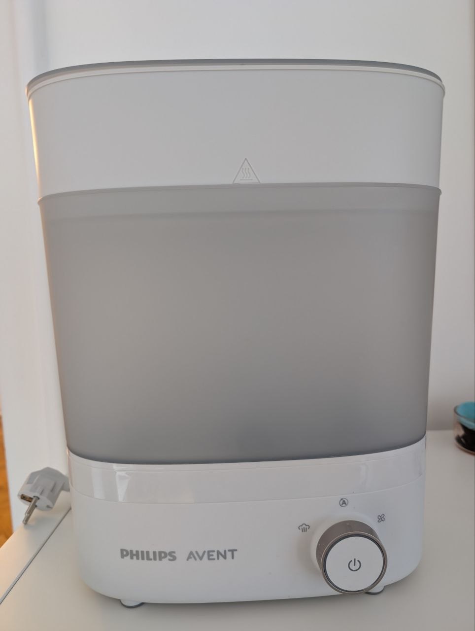 Philips Avent sterilizer photo 2
