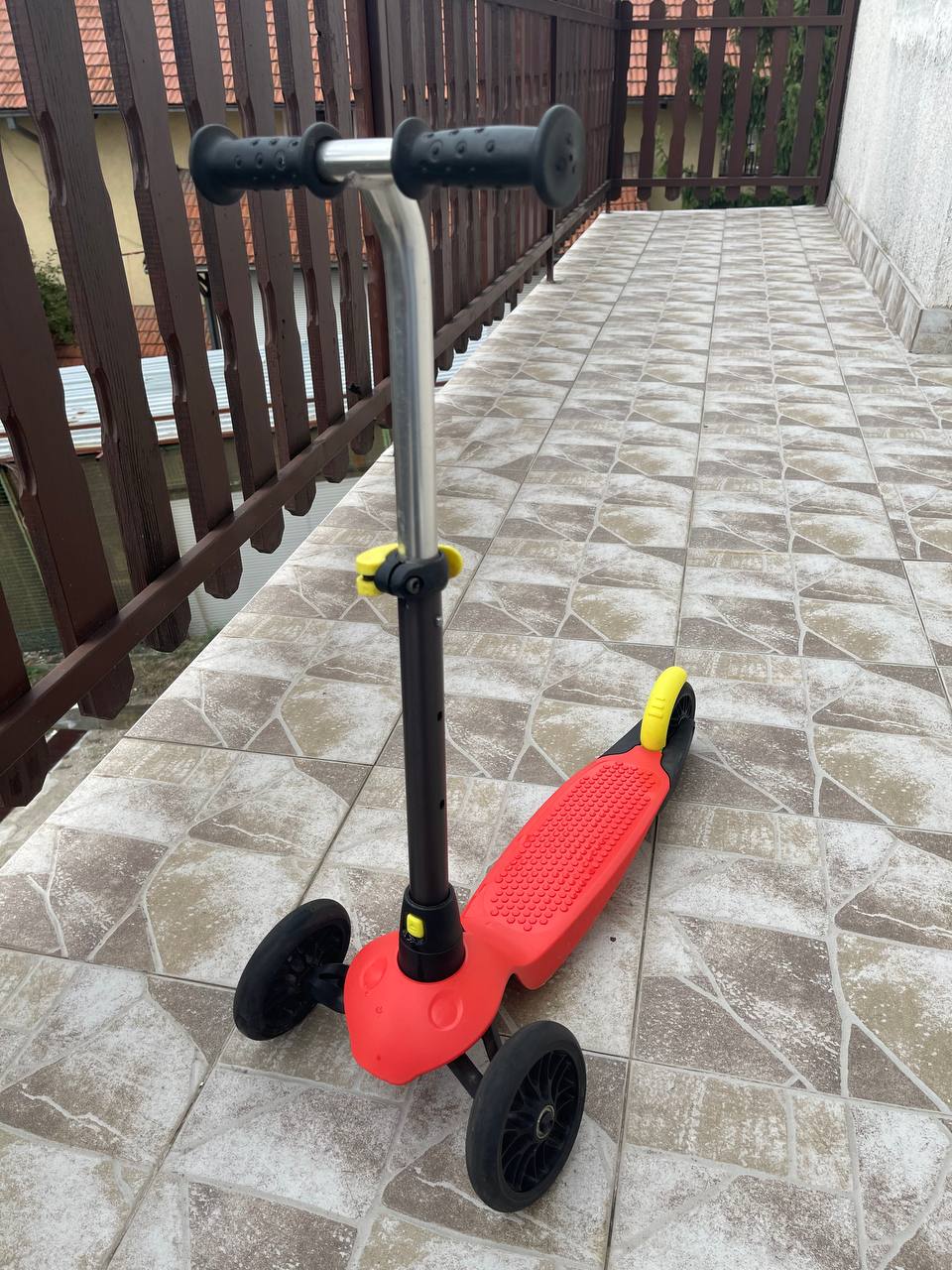 детский самокат и шлем (Decathlon) photo 2