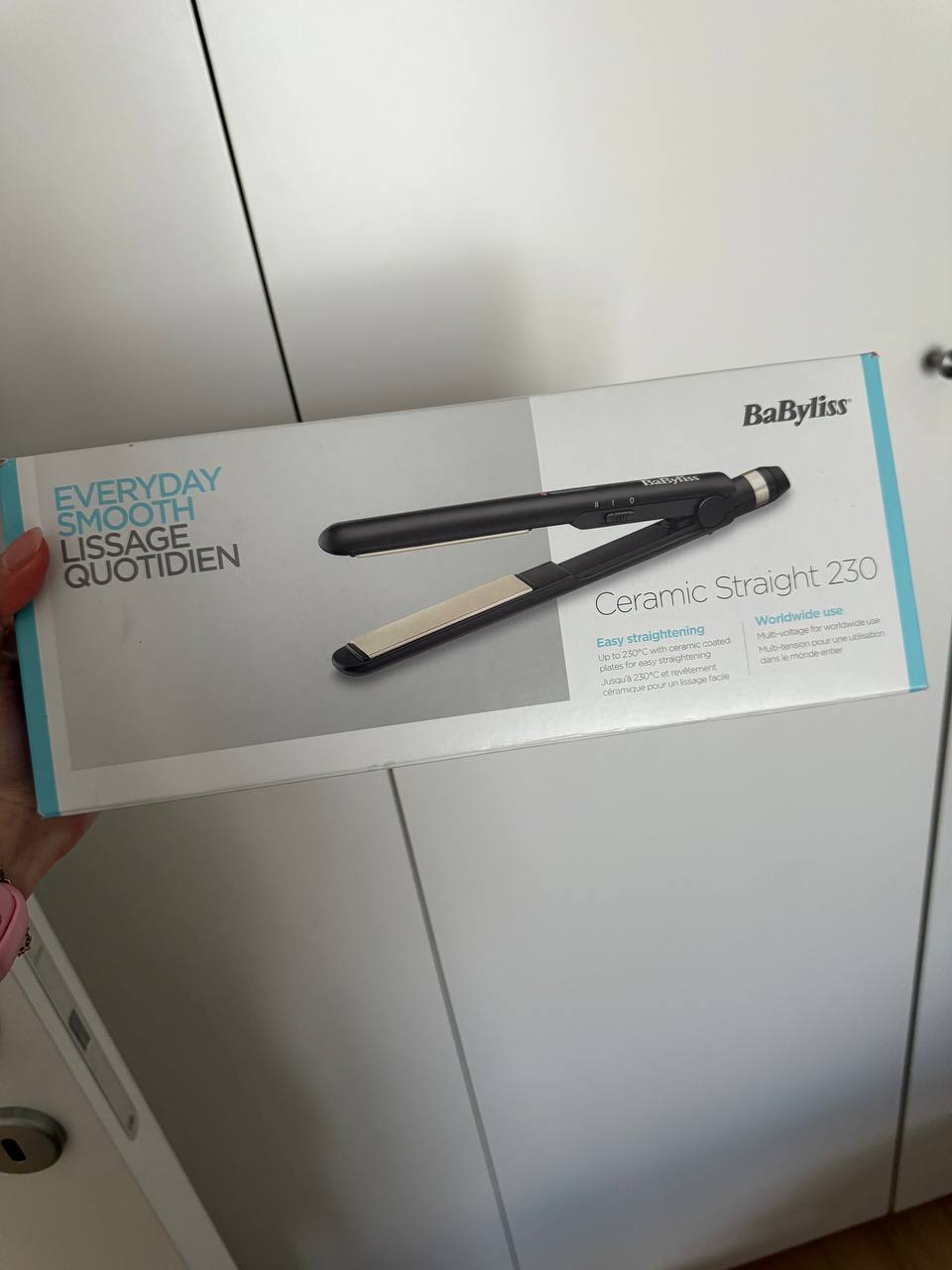 Babyliss hair straightener