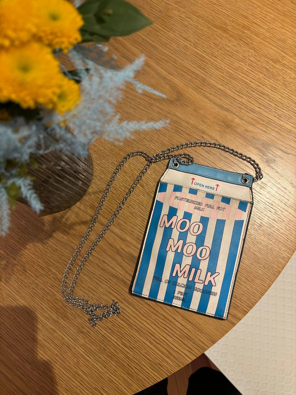 Asos "Moo Moo Milk" torba