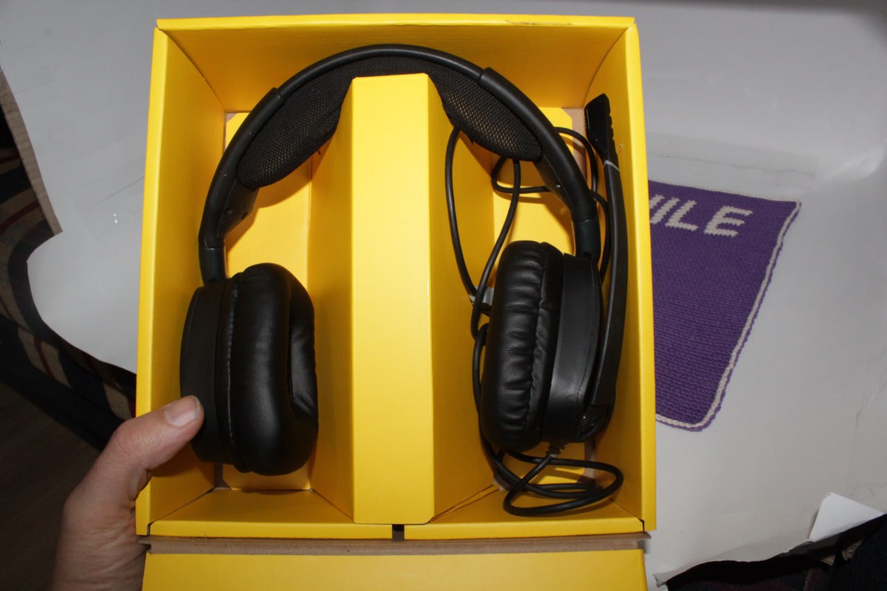Corsair Void Elite RGB wired photo 2