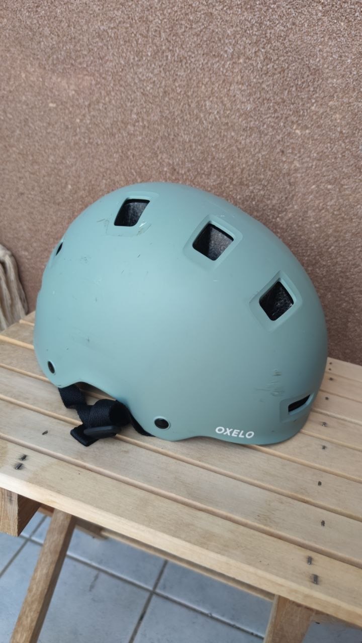 Шлем Decathlone