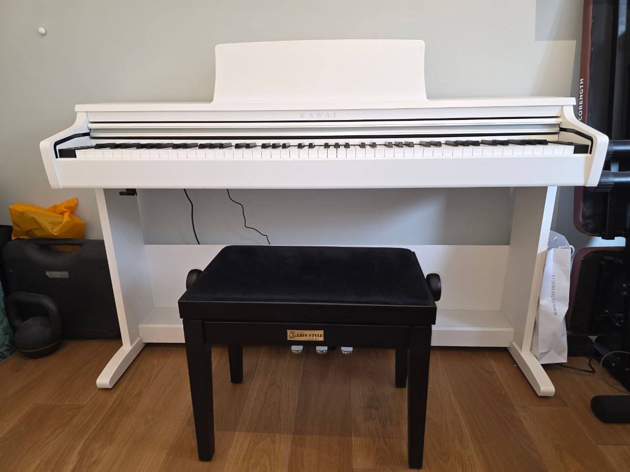 Цифровое пианино Kawai KDP 75 Embossed White photo 2