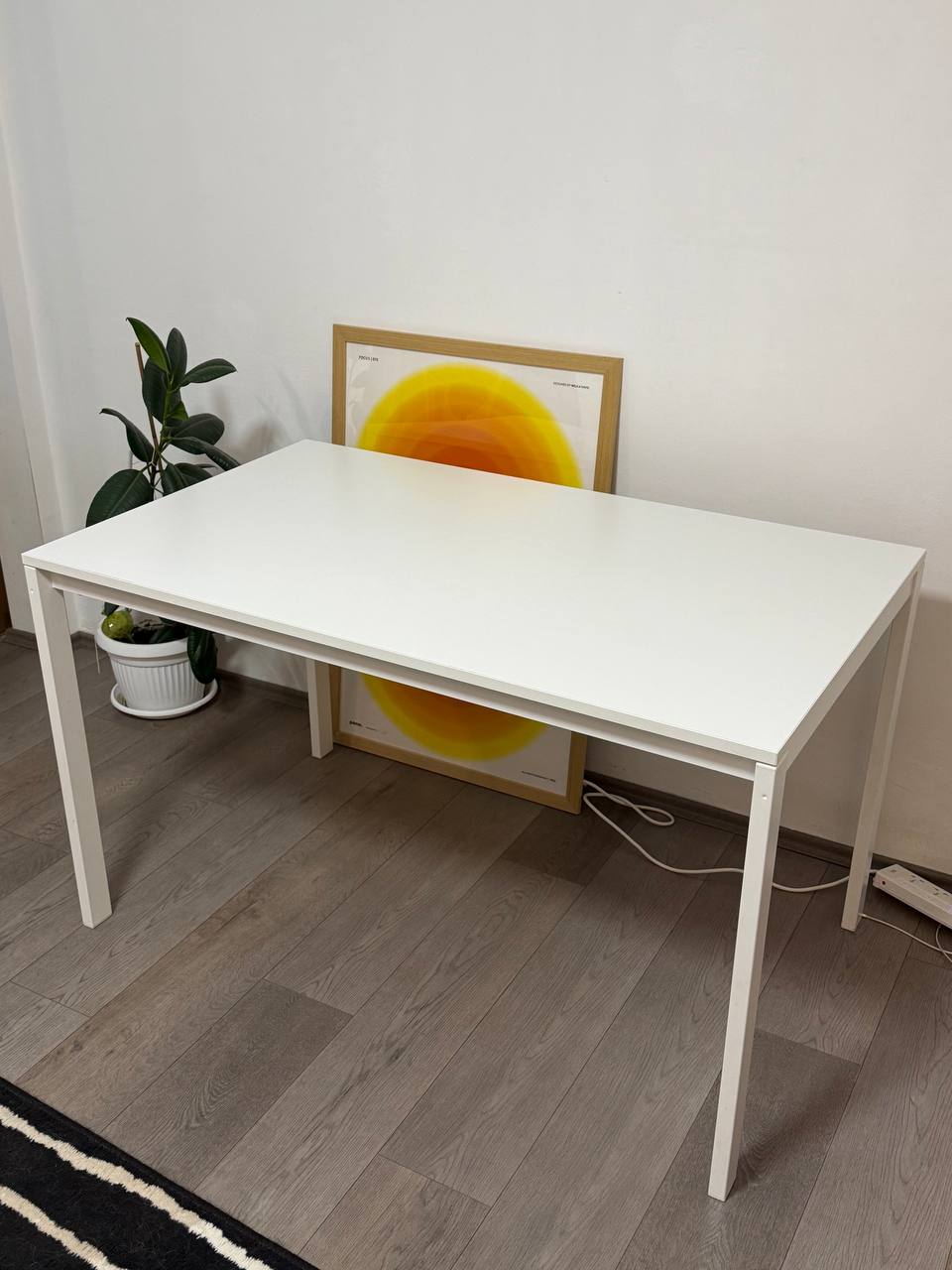 IKEA VIHALS стол photo 3