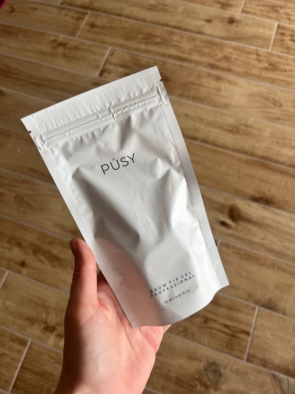 Gel za obrve pusy