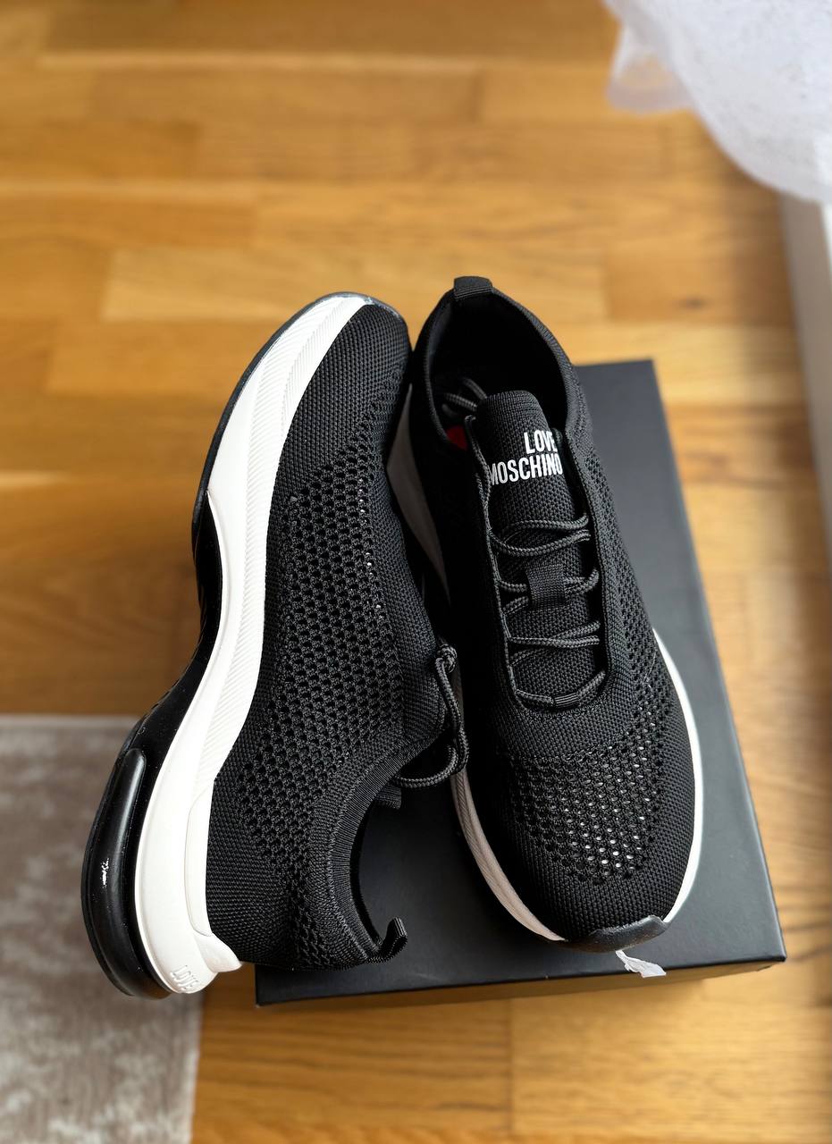 Summer sneakers Love Moschino