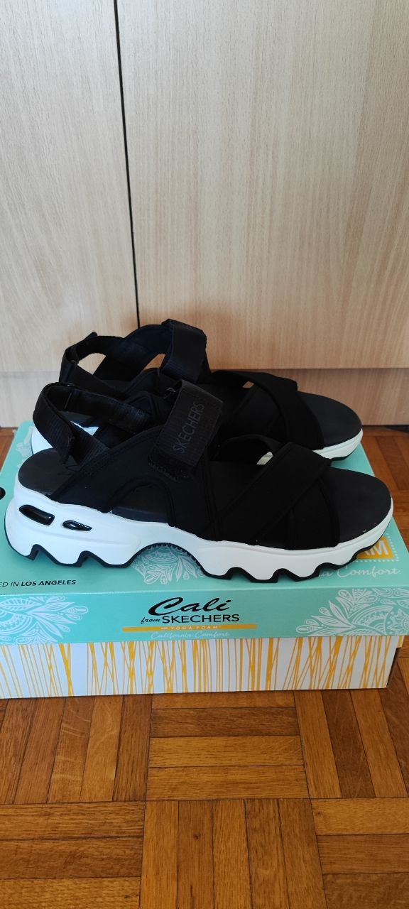 Skechers sandale