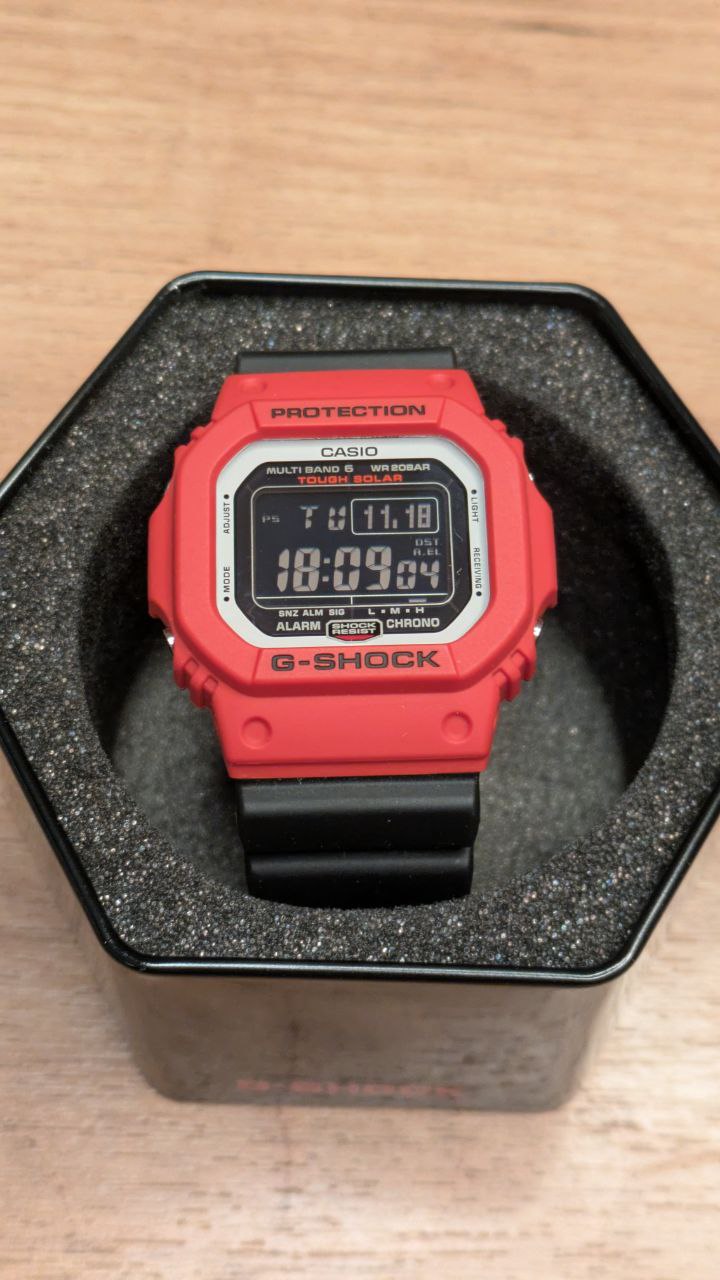 Casio G-Shock GW-M560RB-4