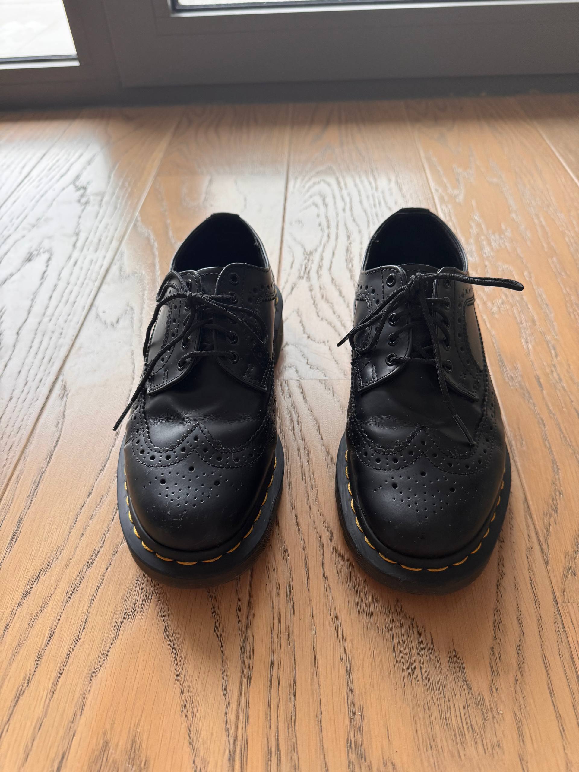 Dr. Martens 3989 Brogues photo 2