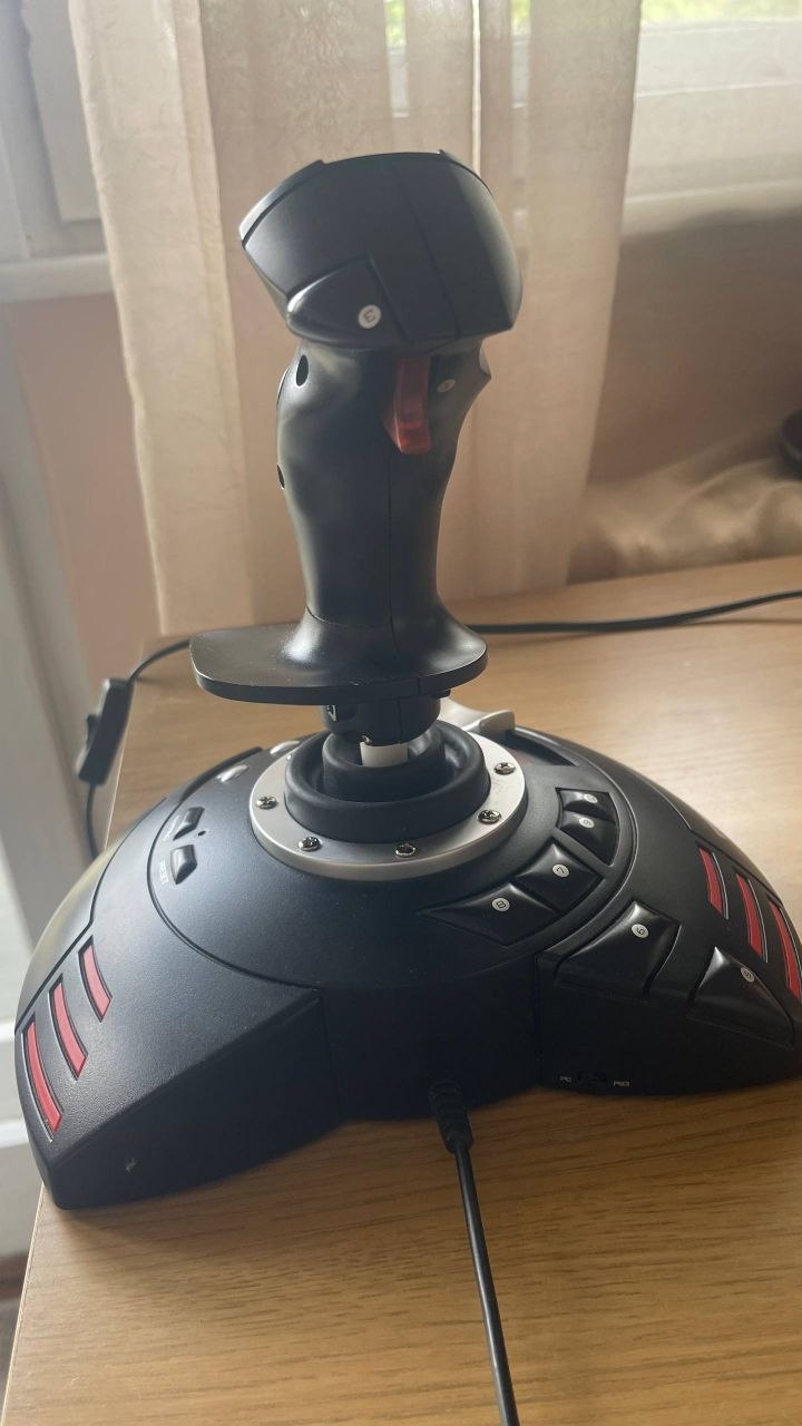Joystick Thurstmaster T.Flight Stick X photo 2