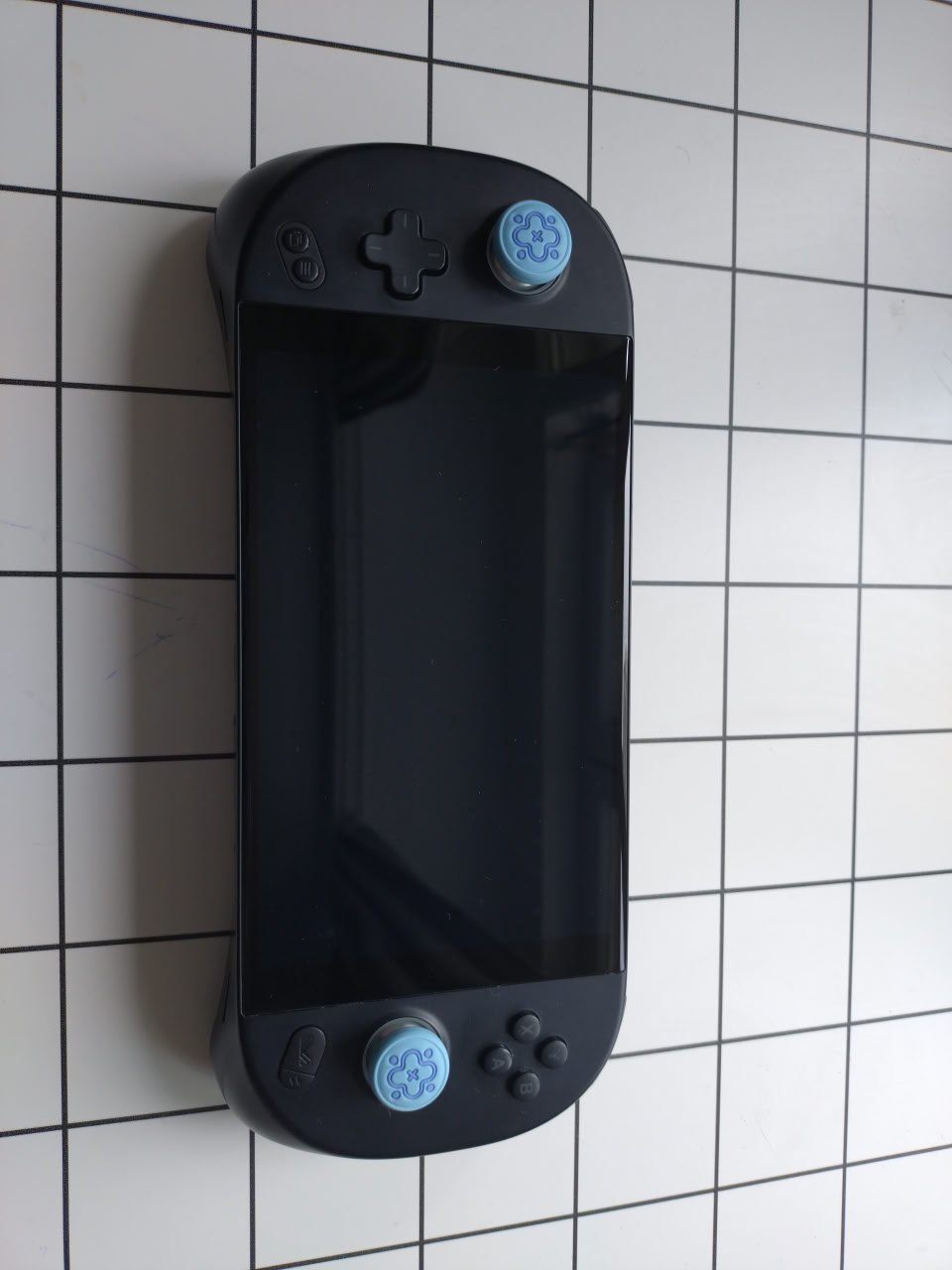 Ayaneo geek 1s (800p) photo 2