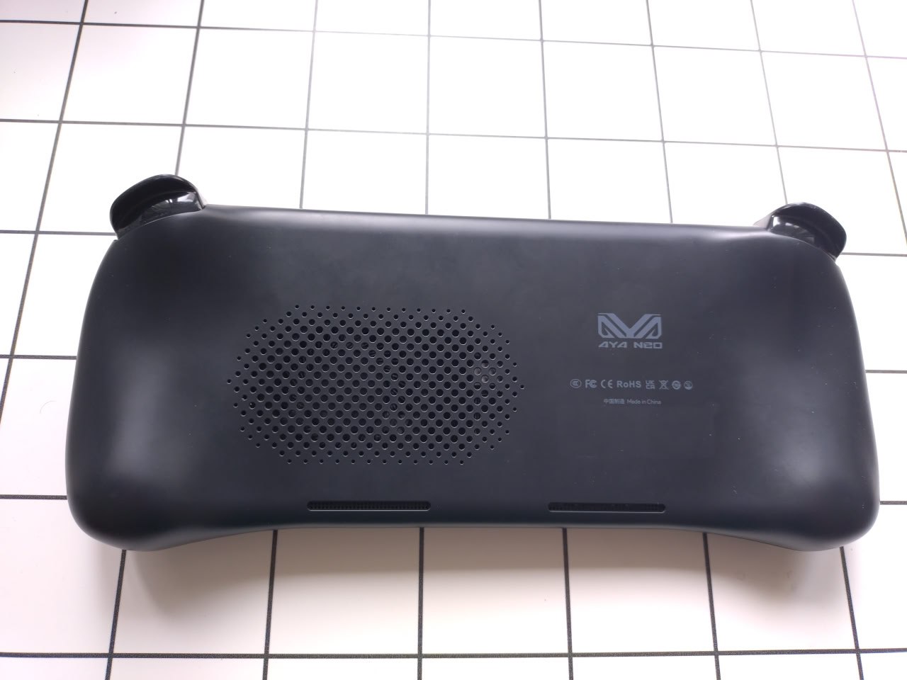 Ayaneo geek 1s (800p) photo 3