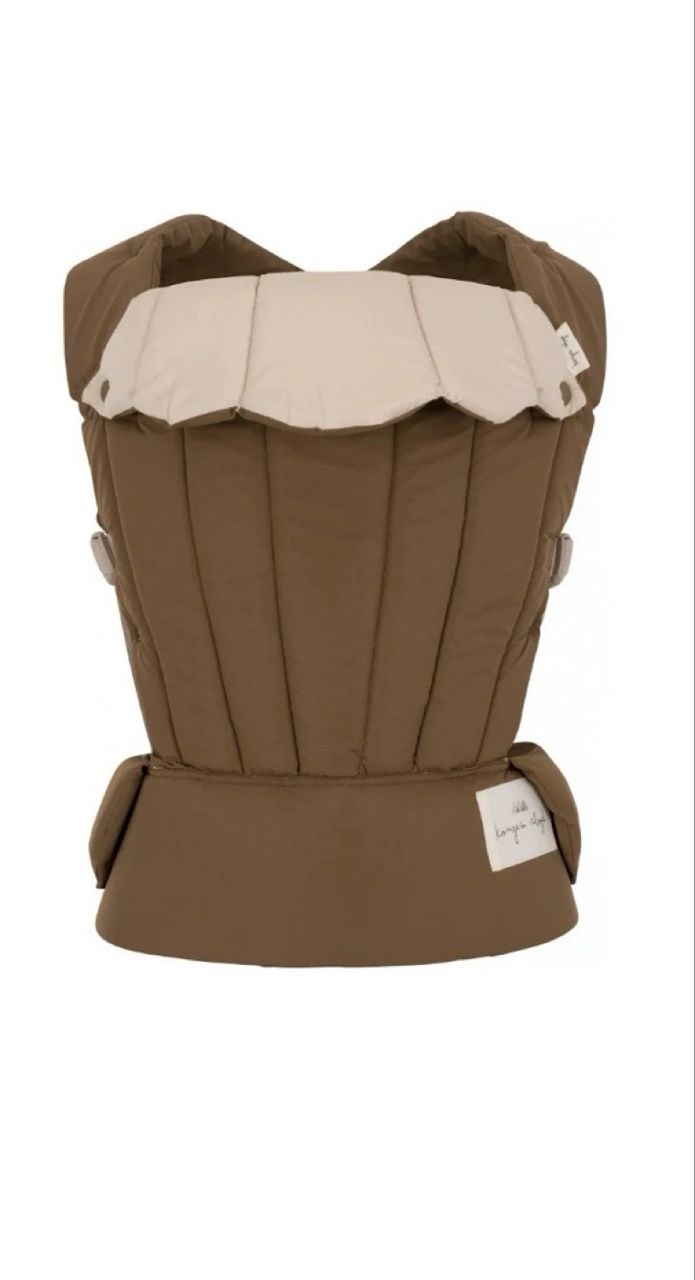 Konges Sløjd ergonomic backpack for baby